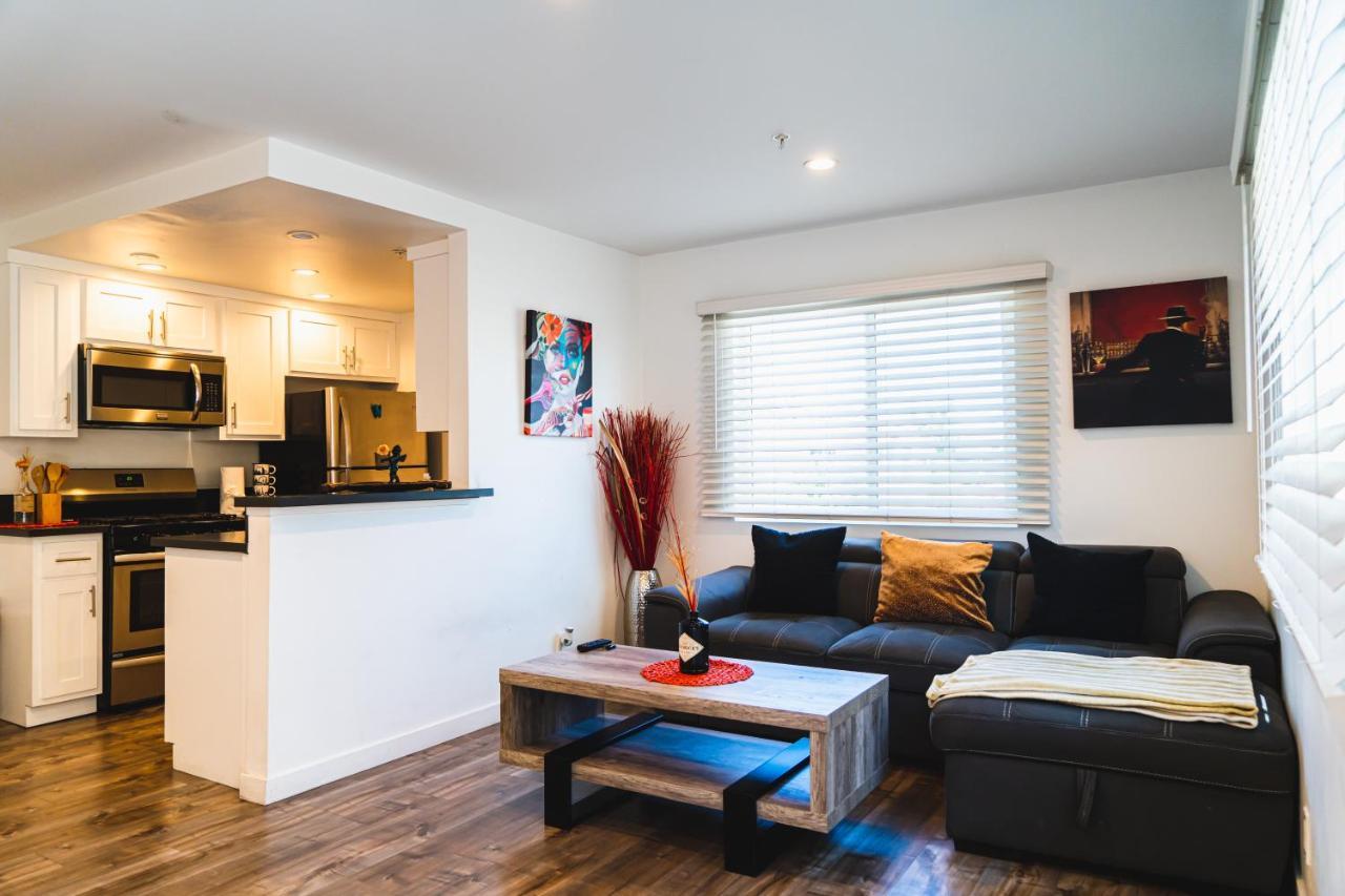 Modern Remodeled 1-Bedroom Close To Hollywood Walk Of Fame With Parking Los Angeles Exterior photo